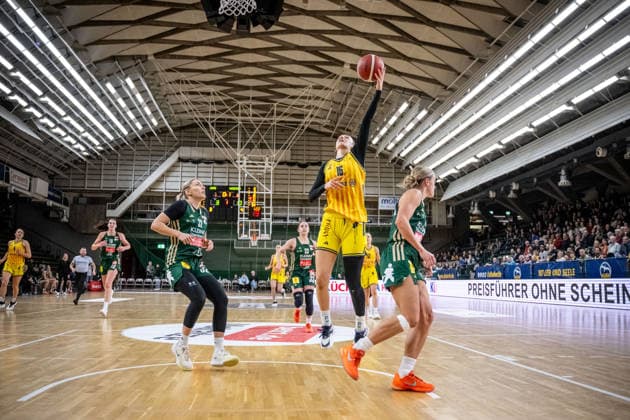 Basketball Berlin 06 12 2025 Season 2025 2026 DBBL 1 Bundesliga Alba Berlin Rutronik Stars Keltern Lilli Schultze Alba, No 16
