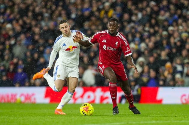 Leeds United v Liverpool, Premier League Gabriel Gudmundsson Of Leeds United battles with Ibrahima KonatÃ Of Liverpool during the Leeds United v Liverpool Premier League match at Elland Road, Leeds, England on 6 December 2025 Credit: Lee Keuneke Every Second Media Editorial use only. All images are copyright Every Second Media Limited. No images may be reproduced without prior permission. All rights reserved. Premier League and Football League images are subject to licensing agreements with Football DataCo Limited. see https: www.football-dataco.com Copyright: xIMAGO EveryxSecondxMediax ESM-1698-0031 LeexKeunekex xEveryxSecondxMediax