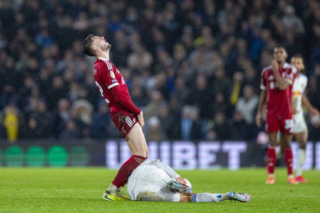 Football - FA Premier League - Leeds United FC v Liverpool FC LEEDS, ENGLAND - Saturday, December 6, 2025: Liverpool s Conor Bradley reacts to receiving yellow card following a challenge on Leeds United s captain Ethan Ampadu during the FA Premier League match between Leeds United FC and Liverpool FC at Elland Road. (Photo by David Rawcliffe Propaganda) LEEDS Elland Road YORKSHIRE ENGLAND  Copyright: xDavidxRawcliffex P2025-12-06-Leeds_Liverpool-91