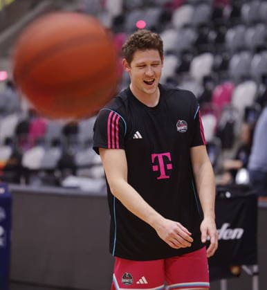 Patrick Heckmann Telekom Baskets Bonn vs NINERS Chemnitz 9 Speiltag Season 2025 26