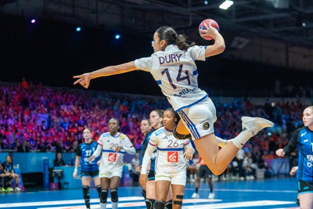 2025-12-06 France vs Argentina ROTTERDAM, NETHERLANDS - DECEMBER 6: Nina Dury of France during the IHF Worldchampionship 2025 match for women, between France and Argentina at Ahoy on December 6, 2025 in Rotterdam, Netherlands. Rotterdam Ahoy Netherlands Content not available for redistribution in The Netherlands directly or indirectly through any third parties. Copyright: xHenkxSeppenx