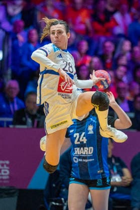 2025-12-06 France vs Argentina ROTTERDAM, NETHERLANDS - DECEMBER 6: Lucie Granier of France during the IHF Worldchampionship 2025 match for women, between France and Argentina at Ahoy on December 6, 2025 in Rotterdam, Netherlands. Rotterdam Ahoy Netherlands Content not available for redistribution in The Netherlands directly or indirectly through any third parties. Copyright: xHenkxSeppenx