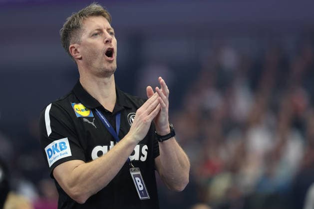 Spain Germany, IHF Womens Handball World Championship national coach Markus Gaugisch 3 main round match of the Womens Handball World Championship between Spain and Germany on December 6, 2025 at the Westfalenhalle in Dortmund , Dortmund Nordrhein Westfalen Germany Westfalenhalle