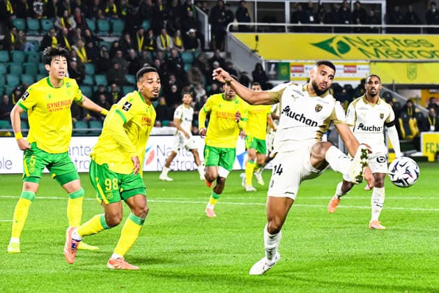 FOOTBALL : FC Nantes vs RC Lens - Ligue 1 - JournÃ e 15 - 06 12 2025 Matthieu Udol (RC Lens) NantesFrance  Copyright: xBaptistexAutissierx