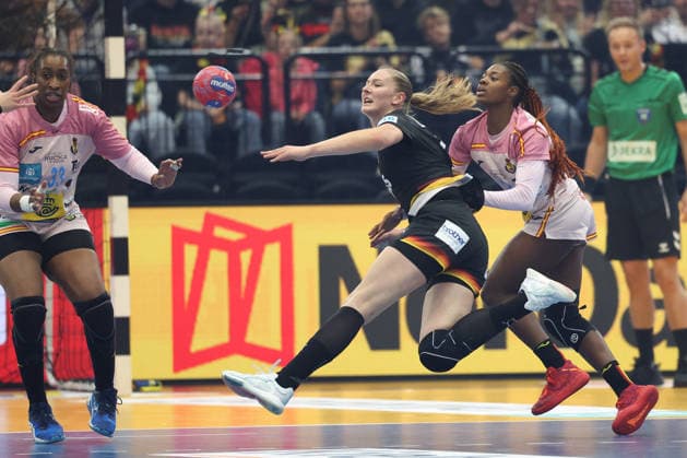 Spain Germany, IHF Womens Handball World Championship Viola Leuchter Germany, 77 3 Main round match of the Womens Handball World Championship between Spain and Germany on December 6, 2025 at the Westfalenhalle in Dortmund , Dortmund Nordrhein Westfalen Germany Westfalenhalle