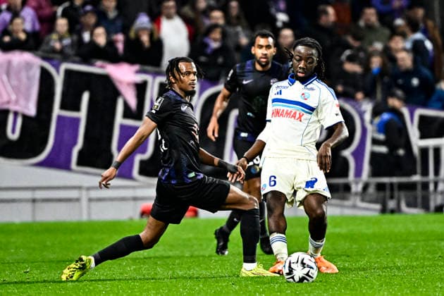 FOOTBALL : Toulouse vs Strasbourg - 15eme Journee de Ligue 1 McDonald S - Toulouse - 06 12 2025 Ismael Doukoure (rcs) Toulouse  Copyright: xThierryxBretonx