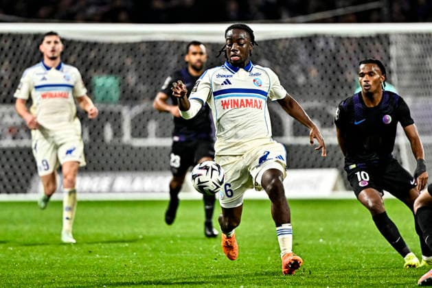 FOOTBALL : Toulouse vs Strasbourg - 15eme Journee de Ligue 1 McDonald S - Toulouse - 06 12 2025 Ismael Doukoure (rcs) Toulouse  Copyright: xThierryxBretonx