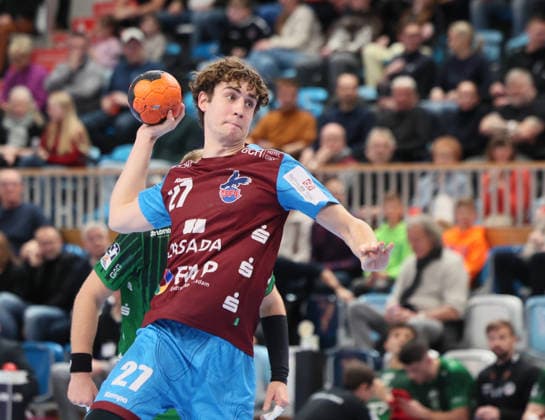 GER HBL2 Season 2025 2026 VfL Potsdam vs EULEN Ludwigshafen, 06 12 25, MBS Arena, Potsdam Nils FUHRMANN 1 VfL Potsdam 27 , seven meters, penalty throw