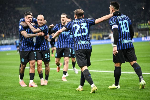 CALCIO - Serie A - Inter - FC Internazionale vs Como 1907 Lautaro Martinez of Fc Inter celebrating after a goal during the Italian Serie A football match between Inter FC Internazionale and Calcio Como on December 5th 2025 at Giuseppe Meazza San Siro Siro stadium in Milan, Italy Milan Italy  Copyright: xIPAxSport ABACAx
