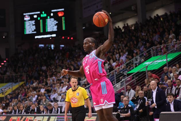 Tylan Birts Bonn , Telekom Baskets Bonn vs Niners Chemnitz, easyCredit BBL, Matchday 9, Bonn, 06 12 2025