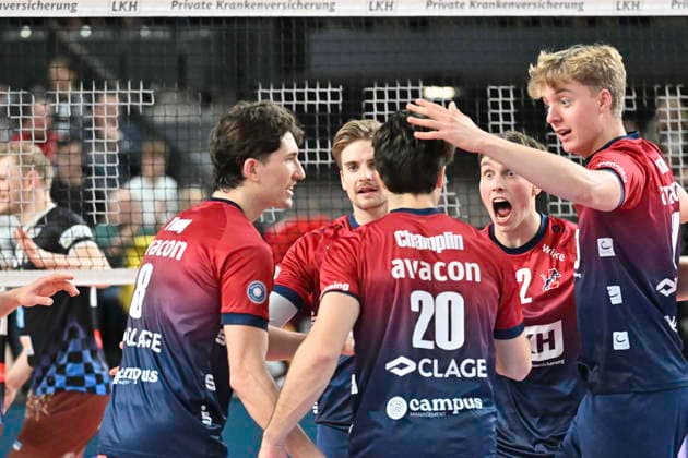 GER 1 VBL, SVG Lueneburg vs WWK Volleys Herrsching 06 12 2025, LKH Arena, Lueneburg, GER 1 VBL, SVG Lueneburg vs WWK Volleys Herrsching in the picture the team of Lueneburg cheers nordphotoxGmbH xWitke nph00002