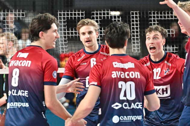 GER 1 VBL, SVG Lueneburg vs WWK Volleys Herrsching 06 12 2025, LKH Arena, Lueneburg, GER 1 VBL, SVG Lueneburg vs WWK Volleys Herrsching in the picture the team of Lueneburg cheers nordphotoxGmbH xWitke nph00002