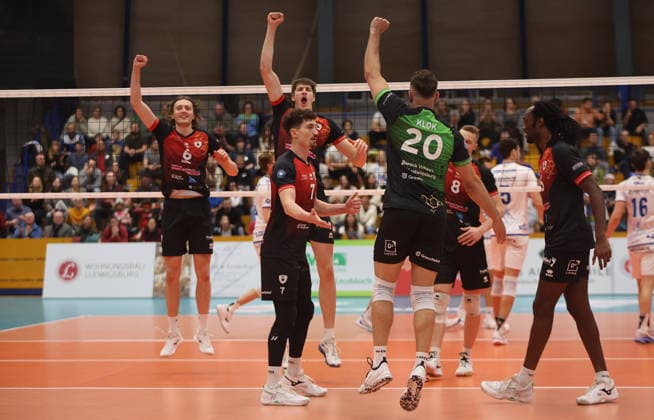 Ludwigsburg , Bundesliga , Barock Volleys MTV Ludwigsburg vs VfB Friedrichshafen , Jubel Ludwigsburg