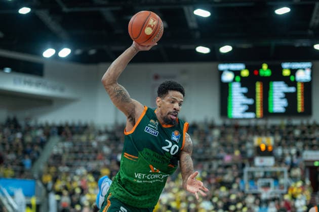 Urald King VET CONCEPT Gladiators Trier, 20 , GER, MHP RIESEN Ludwigsburg vs VET CONCEPT Gladiators Trier, easycredit BBL, Basketball, Bundesliga, Matchday 9, Season 2025 2026, 06 12 2025, GER, MHP RIESEN Ludwigsburg vs VET CONCEPT Gladiators Trier, easycredit BBL, Basketball, Bundesliga, Matchday 9, Season 2025 2026, 06 12 2025 Ludwigsburg Copyright: xEibner-Pressefoto SaschaxWaltherx EP_EER