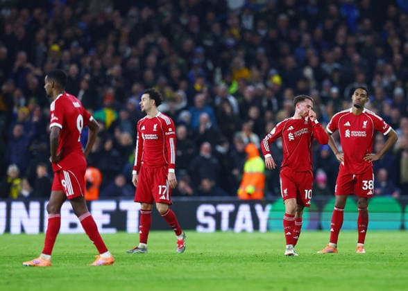Alexis Mac Allister of Liverpool looks dejected Leeds United v Liverpool, Premier League, Football, Elland Road, Leeds, UK - 06 Dec 2025Leeds Elland Road United Kingdom EDITORIAL USE ONLY No use with unauthorised audio, video, data, fixture lists, club league logos or live services. Online in-match use limited to 120 images, no video emulation. No use in betting, games or single club league player publications. Copyright: xMattxWest Shutterstockx 16009398bn