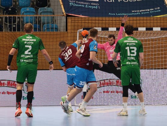 GER HBL2 Season 2025 2026 VfL Potsdam vs EULEN Ludwigshafen, 06 12 25, MBS Arena, Potsdam Marco MENGON 1 VfL Potsdam 30 prevails and overcomes Ziga URBIC Eulen Ludwigshafen 97