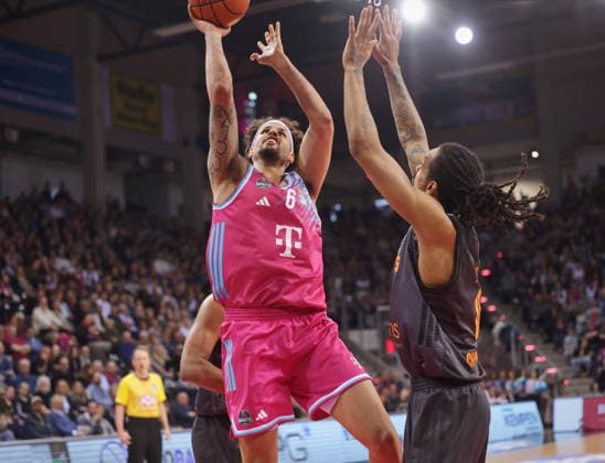 Michael Kessens Telekom Baskets Bonn vs NINERS Chemnitz 9 Speiltag Saison 2025 26