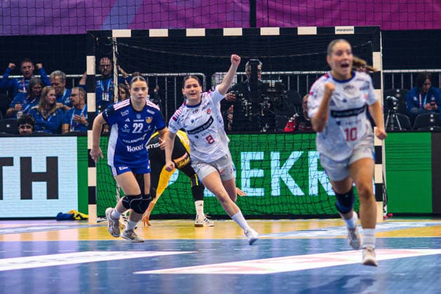 DORTMUND, GERMANY - 6 DECEMBER, 2025: - Women s Handball World Championship, WM, Weltmeisterschaft 2025 Faroe Island - Island at Westfallenhalle.  Copyright: xVitaliixKliuievx