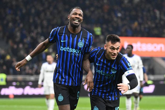 CALCIO - Serie A - Inter - FC Internazionale vs Como 1907 MARCOS THURAM (INTER) CELEBRATING HIS GOAL during Inter - FC Internazionale vs Como 1907, Italian soccer Serie A match in Milan, Italy, December 06 2025 Milan Italy  Copyright: xIPAxSport ABACAx