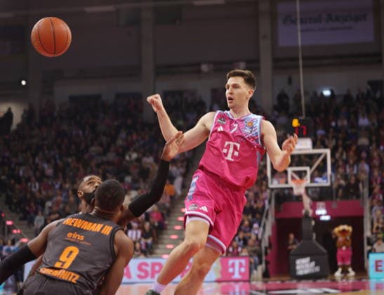 Grayson Murphy Telekom Baskets Bonn vs NINERS Chemnitz 9 Speiltag Saison 2025 26