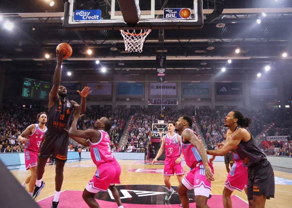 Telekom Baskets Bonn vs NINERS Chemnitz 9 Speiltag season 2025 26