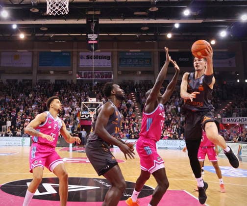 Telekom Baskets Bonn vs NINERS Chemnitz 9 Speiltag season 2025 26
