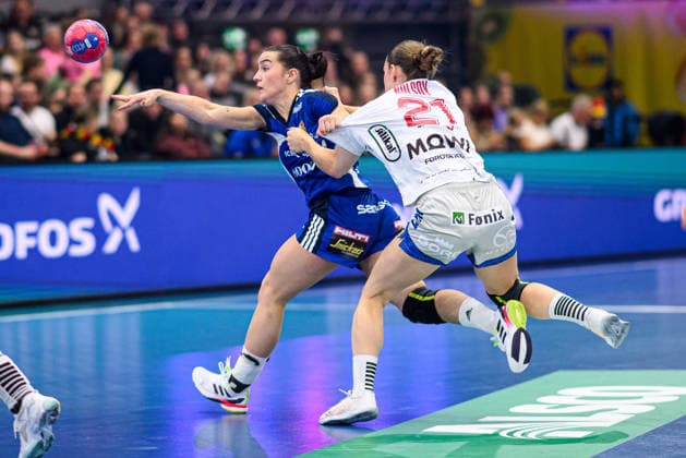 DORTMUND, GERMANY - 6 DECEMBER, 2025: - Women s Handball World Championship, WM, Weltmeisterschaft 2025 Faroe Island - Island at Westfallenhalle.  Copyright: xVitaliixKliuievx