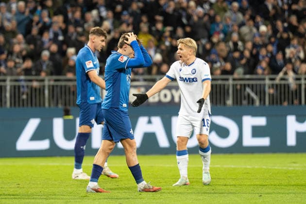 06 12 2025, xhfmx, Soccer 2 Bundesliga, SV Darmstadt 98 Karlsruher SC Luca Marseiler SV Darmstadt 98 annoyed after a missed goal chance DFL DFB REGULATIONS PROHIBIT ANY USE OF PHOTOGRAPHS as IMAGE SEQUENCES and or QUASI VIDEO Darmstadt