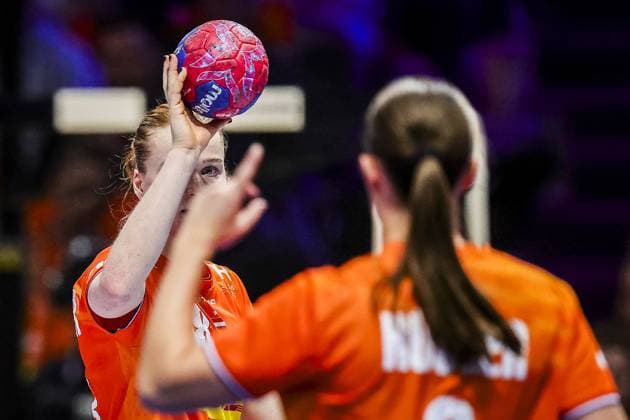 ROTTERDAM , 06-12-2025 , Rotterdam Ahoy , Womens World Championship, WM, Weltmeisterschaft Handball 2025 , match between Poland and Netherlands , picture shows Netherlands player Dione Housheer Poland - Netherlands (women)  x32384058x Copyright: