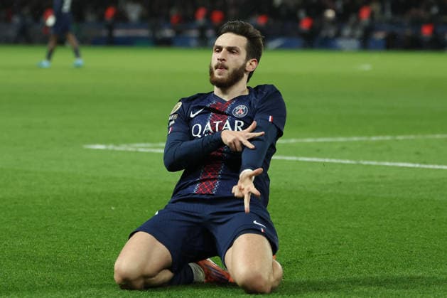 FBL FRA LIGUE1 Paris Saint Germain Stade Rennes Khvicha Kvaratskhelia Paris Saint Germain celebrate the goal during the French L1 football match between Paris Saint Germain PSG an Stade Rennes at Parc des Princes Paris ,France, on December 06, 2025 Copyright: JoaquimxFerreira