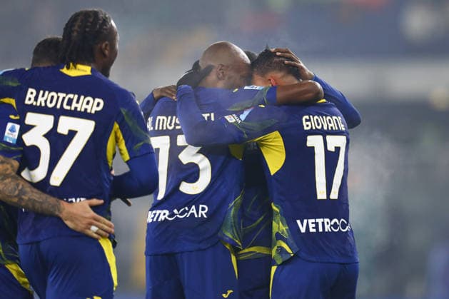 December 6, 2025, Verona, Veneto, Italy: GIOVANE 17 of Hellas Verona celebrates with his teammates after scoring their side s second goal on Matchday 14 of 38 of the Serie A 2025 26 between HELLAS VERONA and ATALANTA at the Bentegodi Stadium in Verona, Italy Verona Italy - ZUMAc179 20251206_zep_c179_013 Copyright: xMickaelxChavetx