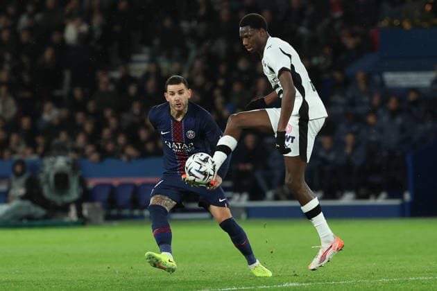 FBL FRA LIGUE1 Paris Saint Germain Stade Rennes Lucas Hernandez Paris Saint Germain , Djaoui CissÃ Stade Rennes during the French L1 football match between Paris Saint Germain PSG an Stade Rennes at Parc des Princes Paris ,France, on December 06, 2025 Copyright: JoaquimxFerreira