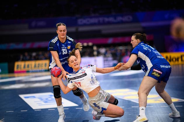 DORTMUND, GERMANY - 6 DECEMBER, 2025: Jana Mittun - Women s Handball World Championship, WM, Weltmeisterschaft 2025 Faroe Island - Island at Westfallenhalle.  Copyright: xVitaliixKliuievx