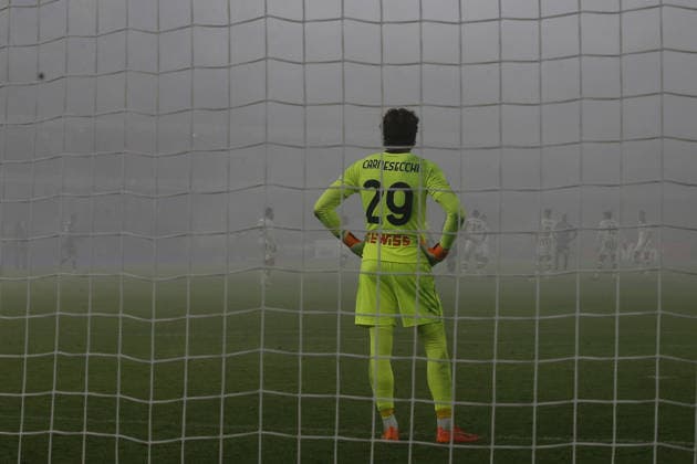 Marco Carnesecchi of Atalanta BC. expresses disappointment after Antoine Joseph Bernede of Hellas Verona FC goal during Hellas Verona FC vs Atalanta BC, 14Â° Serie A Enilive 2025-26 game at Marcantonio Bentegodi stadium in Verona (VR), Italy, on Dicember 06, 2025.  Copyright: xDavidexCasentini IPAxSportx xipa-agency.netx xx IPA_68848245 IPA_Agency_IPA68848245