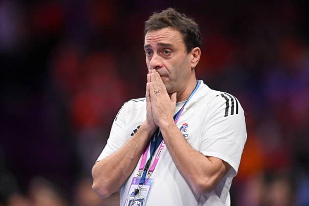 2025.12.06 Rotterdam pilka reczna kobiet Mistrzostwa Swiata Argentyna - Francja N z Sebastien Gardillou Foto Lukasz Laskowski PressFocus 2025.12.06 Rotterdam IHF WomenÕs Handball World Championship, WM, Weltmeisterschaft Argentina v France Sebastien Gardillou Credit: Lukasz Laskowski PressFocus NEWSPIX.PL --- newspix.pl 