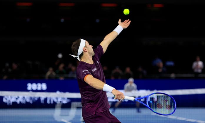 6th December 2025; Copper Box Arena, London, England; Victorian Plumbing UTS London Grand Final Tennis, Day Two; Casper Ruud serves to Ugo Humert  HongboxChen