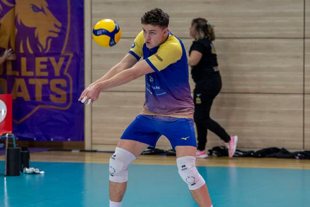 1 Volleyball Bundesliga Season 2025 2026 Cerebricks Volley Goats Mitteldeutschland vs Berlin Recycling Volleys Halle, Germany 06 December 2025 In the picture Clay Wieter Bitterfeld Halle Saale swh Arena Sachsen Anhalt Germany