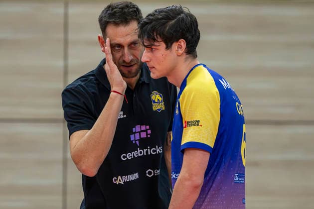 1 Volleyball Bundesliga Season 2025 2026 Cerebricks Volley Goats Mitteldeutschland vs Berlin Recycling Volleys Halle, Germany 06 December 2025 In the picture from left coach Christian Imhoff Bitterfeld and Holden Maryott Bitterfeld Halle Saale swh Arena Sachsen Anhalt Germany