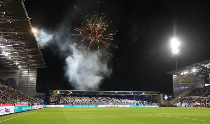 06 12 2025, Soccer 2 Bundesliga, SV Darmstadt 98 Karlsruher SC, emonline, emspor, despor, v l , Darmstadt fans ignite pyrotechnics, pyro, smoke, fire, bengalos, smoke bombs, pirotecnica, fumo, fuoco, sparklers DFL DFB REGULATIONS PROHIBIT ANY USE OF PHOTOGRAPHS AS IMAGE SEQUENCES AND OR QUASI VIDEO xdcx Copyright: HMBxMedia Claus