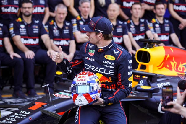 F1 - ABU DHABI GRAND PRIX 2025 VERSTAPPEN Max (ned), Red Bull Racing RB21, portrait during the 2025 Formula 1 Abu Dhabi Grand Prix, 24th round of the 2025 FIA Formula One World Championship, WM, Weltmeisterschaft from December 05 to 07, 2025 on the Yas Marina Circuit, in Abu Dhabi, United Arab Emirates - Abu DhabiUnited Arab Emirates  Copyright: xXavixBonillax
