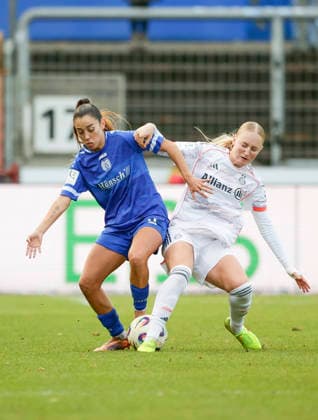 07.12.2025, Hänsch-Arena, Meppen, GER, SVM-Frauen 2. Frauen-Bundesliga: SV Meppen vs Bayern München II, Genesis Castrellon (SV Meppen 17) DFL REGULATIONS PROHIBIT ANY USE OF PHOTOGRAPHS AS IMAGE SEQUENCES AND OR QUASI-VIDEO. Meppen Niedersachsen Deutschland Hänsch-Arena