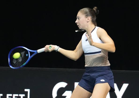 December 6, 2025, Trelaze, Bretagne, France: Antonia RuAÂ¾iÄ¡ of Croatie lors de l Open d Angers 1 2 Finale Femmes 2025, le 6 do cembre 2025 o Tro laze, France - Photo : Trelaze France - ZUMAl193 20251206_zsp_l193_150 Copyright: xLaurentxLairysx