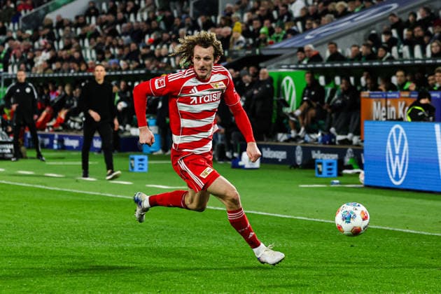Alex Kral 1 FC Union Berlin,33 1 Soccer Bundesliga Season 2025 2026 Point Match VfL Wolfsburg vs 1 FC Union Berlin at the Volkswagen Arena in Wolfsburg Freisteller,Action,Soccer,Germany,Man,Men,06 12 2025