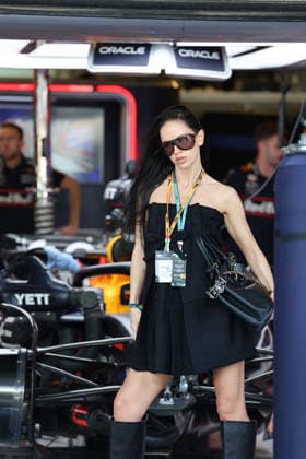 07 12 2025, Yas Marina Circuit, Abu Dhabi, Formula 1 Etihad Airways Abu Dhabi Grand Prix 2025 , in the picture A model poses in front of the Red Bull Garage Photo by Alessandro Martellotta Hasan Bratic DeFodi Images