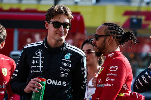 F1 - ABU DHABI GRAND PRIX 2025 RUSSELL George (gbr), Mercedes AMG F1 Team W16, HAMILTON Lewis (gbr), Scuderia Ferrari SF-25, portrait during the 2025 Formula 1 Abu Dhabi Grand Prix, 24th round of the 2025 FIA Formula One World Championship, WM, Weltmeisterschaft from December 05 to 07, 2025 on the Yas Marina Circuit, in Abu Dhabi, United Arab Emirates - Abu DhabiUnited Arab Emirates Copyright: xFLORENTxGOODENx