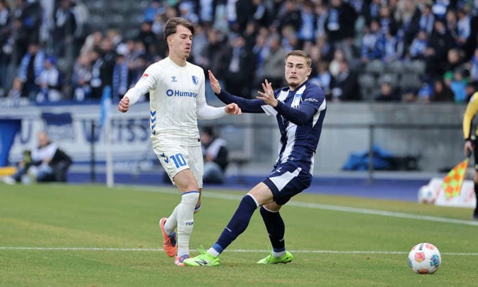 Noah Pesch, Marten Winkler duel match scene Action Sport Football Soccer DFL 2 Bundesliga Men 15 Matchday Season 2025 2026 07 12 2025 Hertha BSC Berlin vs 1 FC Magdeburg FCM DFL regulations prohibit any use of photographs as image sequences and or quasi video