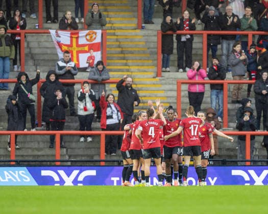 7th December 2025; Leigh Sports Village, Manchester, England; Womens Super League Football, Manchester United, ManU versus West Ham United; Man Utd celebrate the 37th min goal for Elisabeth Terland  TimxWilliams