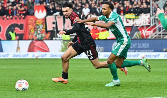 07 12 2025 Soccer Season 2025 2026 2 Soccer Bundesliga 15 Matchday 1 FC Nürnberg FCN Club SpVgg Greuther Fürth Kleeblatt Derby Frankenderby Sportfoto Zink xwoxzix DFL regulations prohibit any use of photographs as image sequences and or quasi video only for editorial use Berkay Yilmaz 21, 1 FC Nürnberg FCN Julian Green 37, SpVgg Greuther Fürth