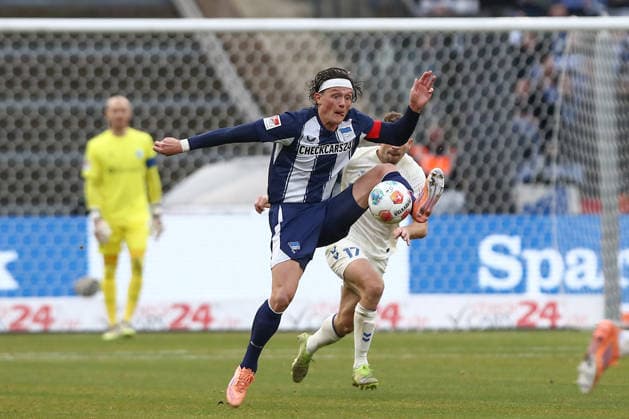 07 12 2025, xtgx, Soccer 2 Bundesliga, Hertha BSC Berlin 1 FC Magdeburg emspor, v l Fabian Reese Hertha, 11 DFL DFB REGULATIONS PROHIBIT ANY USE OF PHOTOGRAPHS as IMAGE SEQUENCES and or QUASI VIDEO Berlin