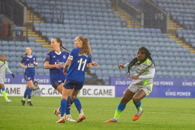 Leicester City Women v Manchester City Women Women s Super League 07 12 2025. GOAL scores 1-0 Manchester City Women forward Khadija Shaw (9) scores and celebrates during the Women s Super League match between Leicester City Women and Manchester City Women at the King Power Stadium, Leicester, England on 7 December 2025. Leicester King Power Stadium Leicestershire England Editorial use only , Copyright: xManjitxNarotrax PSI-23357-0022